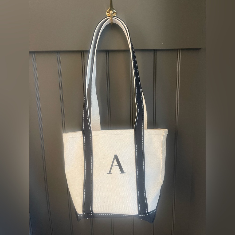 LL Bean Iconic Small Boat and Tote - Brand New!!